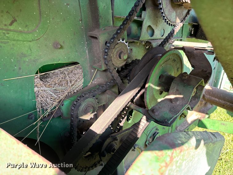 image for item FG0509 1982 John Deere 6620 Turbo combine