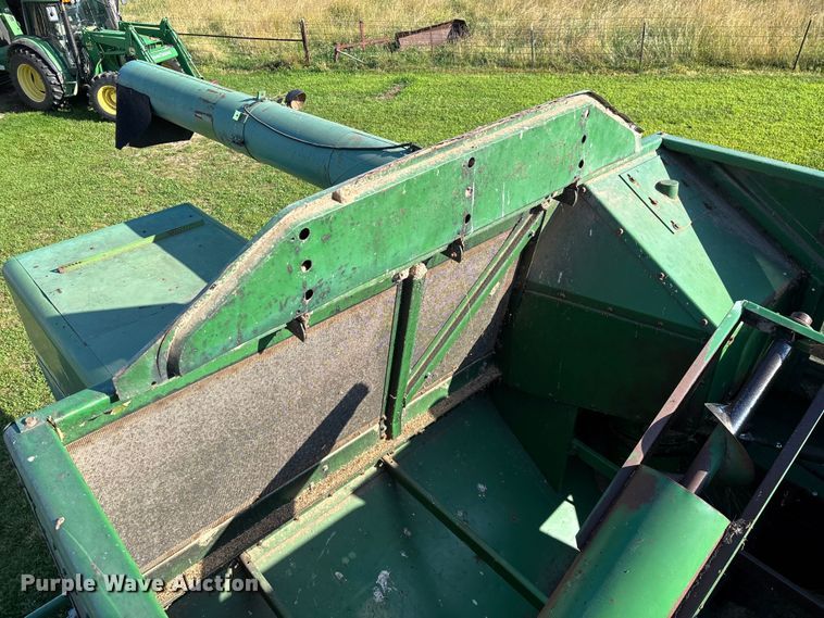 image for item FG0509 1982 John Deere 6620 Turbo combine