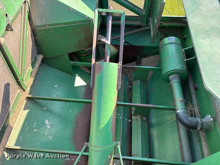 image for item FG0509 1982 John Deere 6620 Turbo combine