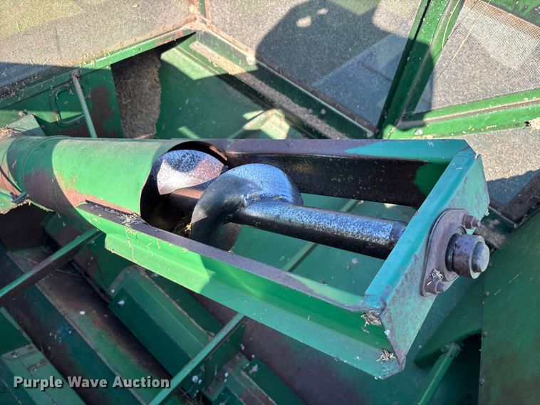 image for item FG0509 1982 John Deere 6620 Turbo combine