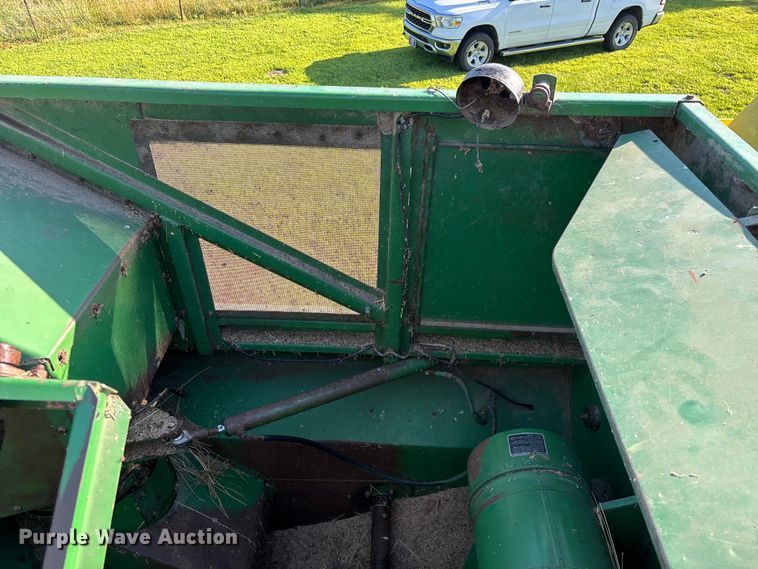 image for item FG0509 1982 John Deere 6620 Turbo combine
