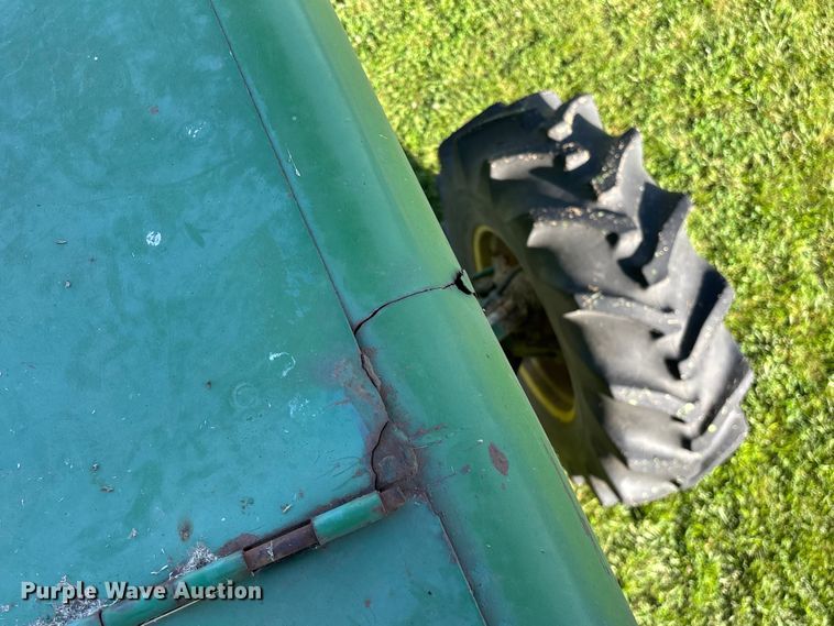 image for item FG0509 1982 John Deere 6620 Turbo combine