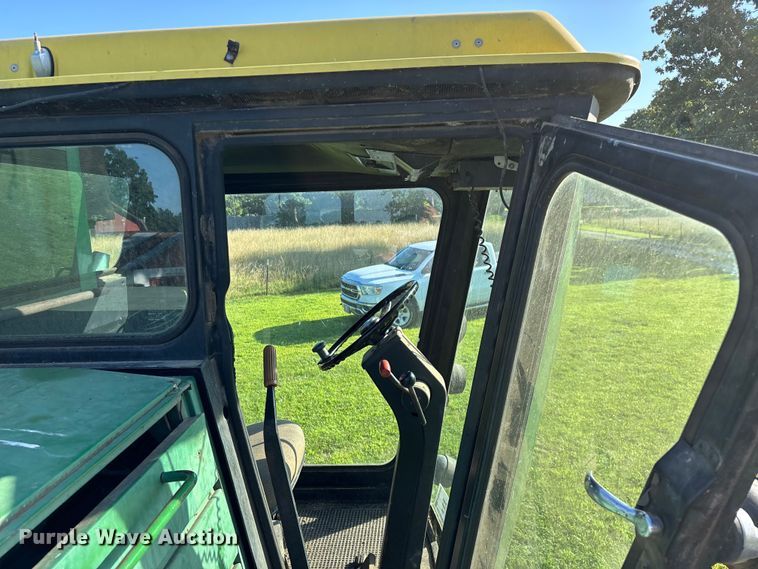 image for item FG0509 1982 John Deere 6620 Turbo combine