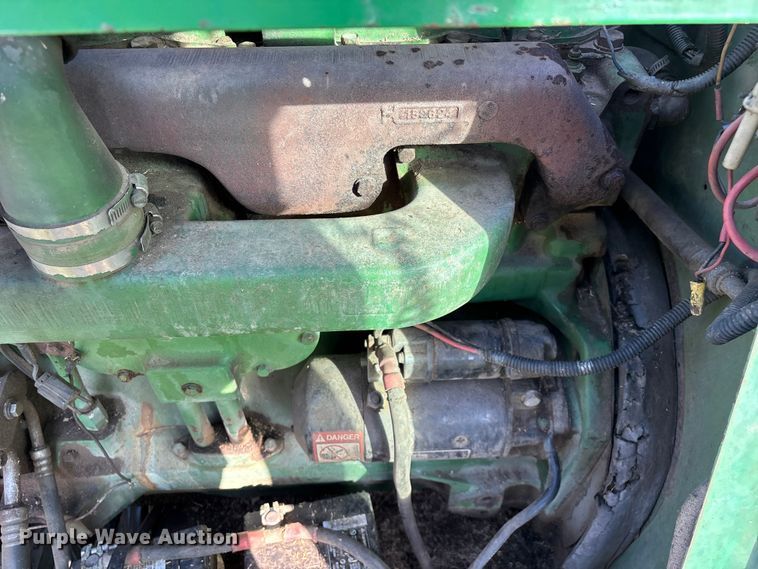 image for item FG0509 1982 John Deere 6620 Turbo combine