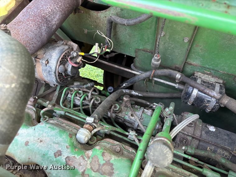 image for item FG0509 1982 John Deere 6620 Turbo combine