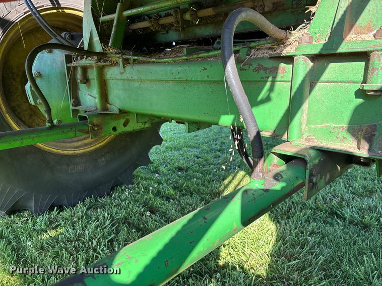 image for item FG0509 1982 John Deere 6620 Turbo combine