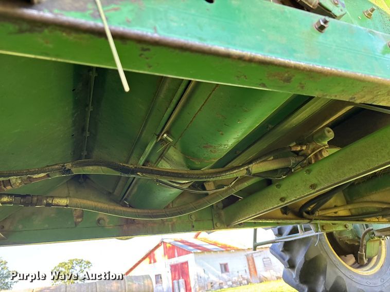 image for item FG0509 1982 John Deere 6620 Turbo combine