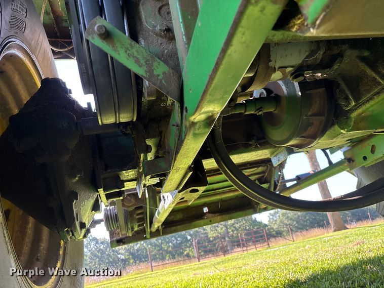 image for item FG0509 1982 John Deere 6620 Turbo combine