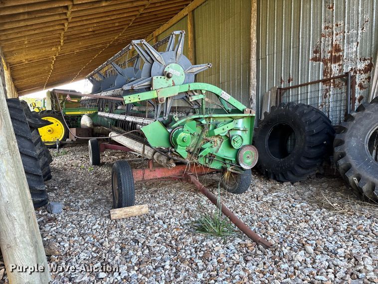 image for item FG0509 1982 John Deere 6620 Turbo combine