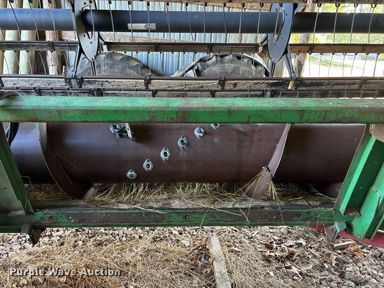 image for item FG0509 1982 John Deere 6620 Turbo combine