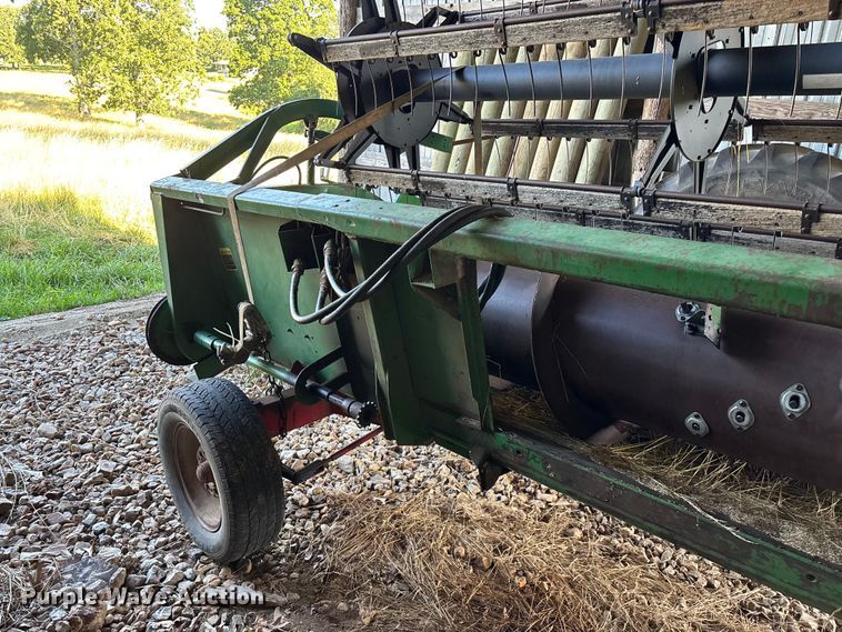 image for item FG0509 1982 John Deere 6620 Turbo combine