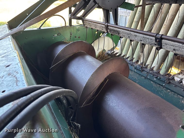 image for item FG0509 1982 John Deere 6620 Turbo combine