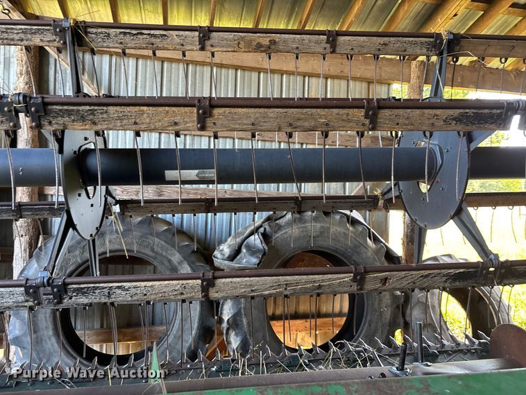 image for item FG0509 1982 John Deere 6620 Turbo combine