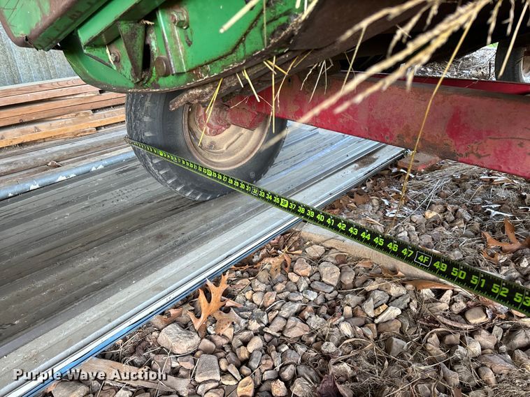 image for item FG0509 1982 John Deere 6620 Turbo combine