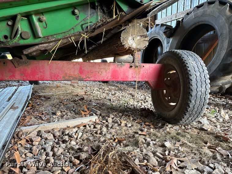 image for item FG0509 1982 John Deere 6620 Turbo combine