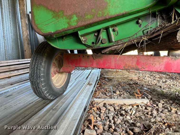 image for item FG0509 1982 John Deere 6620 Turbo combine