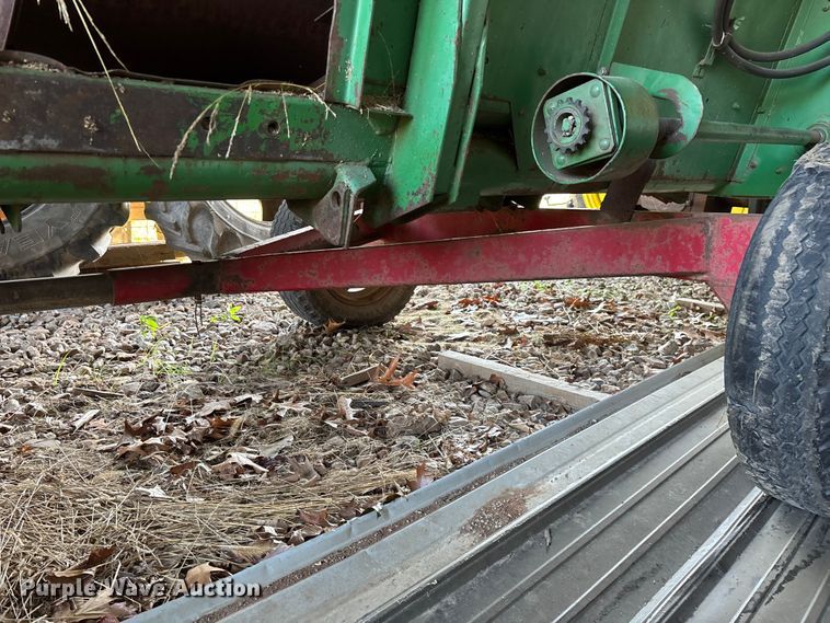 image for item FG0509 1982 John Deere 6620 Turbo combine