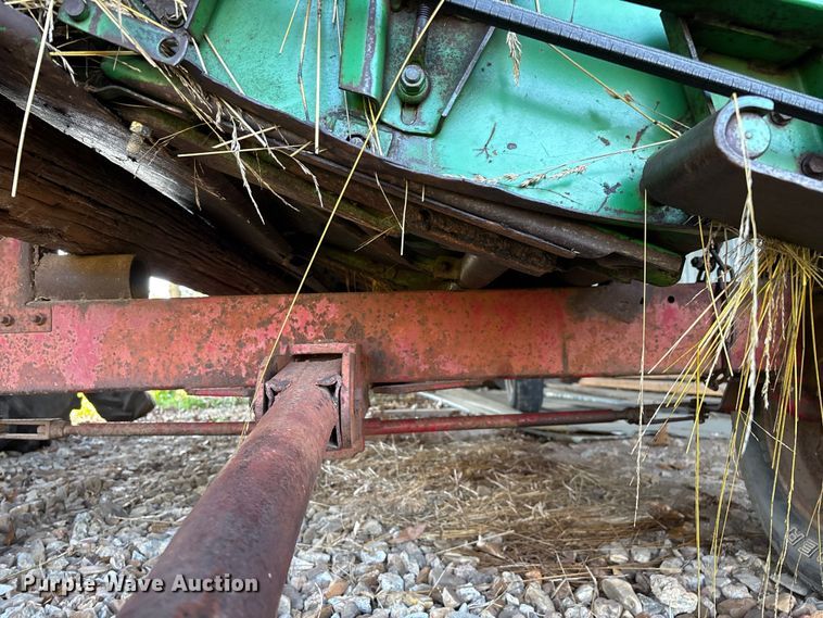 image for item FG0509 1982 John Deere 6620 Turbo combine