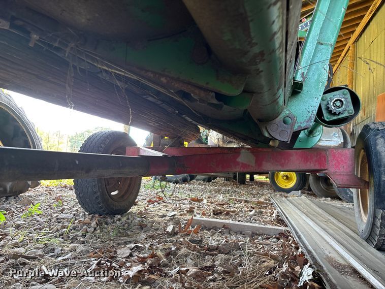 image for item FG0509 1982 John Deere 6620 Turbo combine