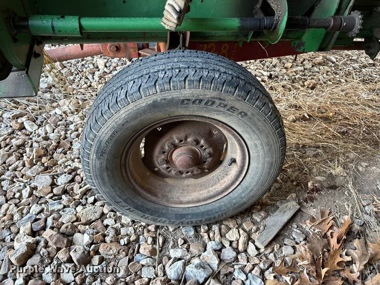 image for item FG0509 1982 John Deere 6620 Turbo combine