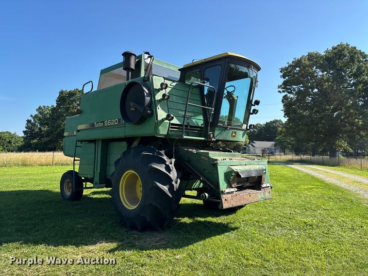 image for item FG0510 1980 John Deere 6620 Turbo combine