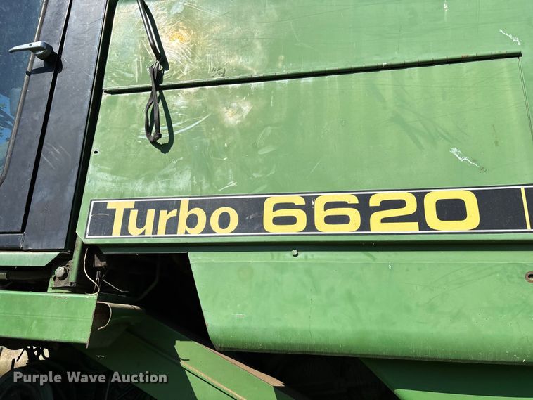 image for item FG0510 1980 John Deere 6620 Turbo combine