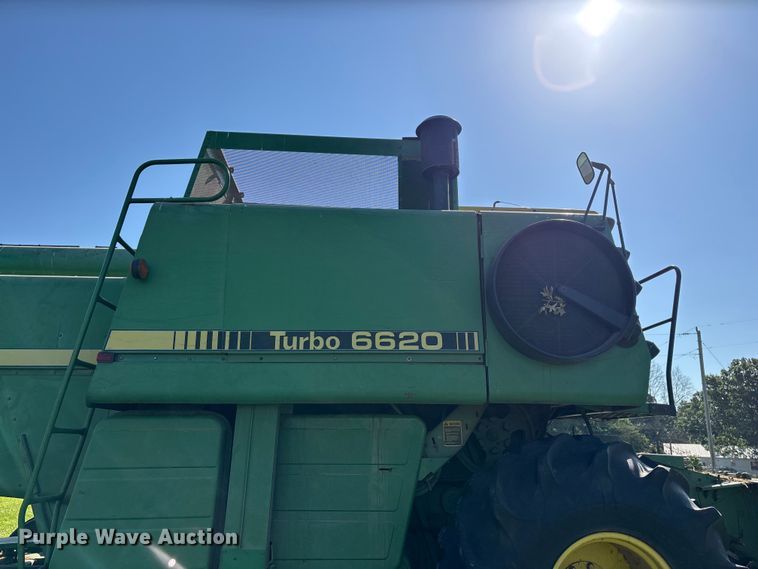 image for item FG0510 1980 John Deere 6620 Turbo combine