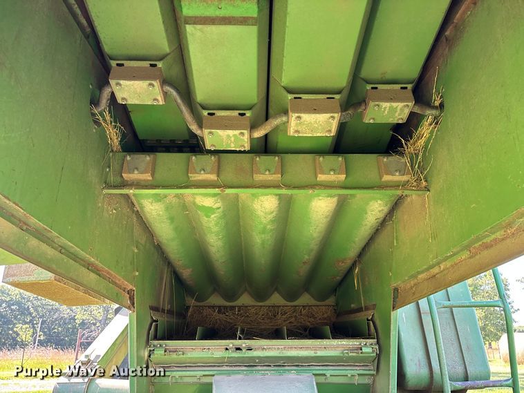 image for item FG0510 1980 John Deere 6620 Turbo combine