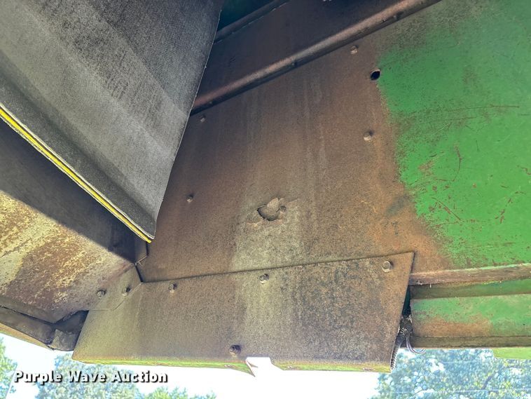 image for item FG0510 1980 John Deere 6620 Turbo combine