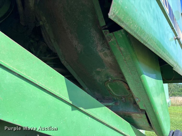 image for item FG0510 1980 John Deere 6620 Turbo combine