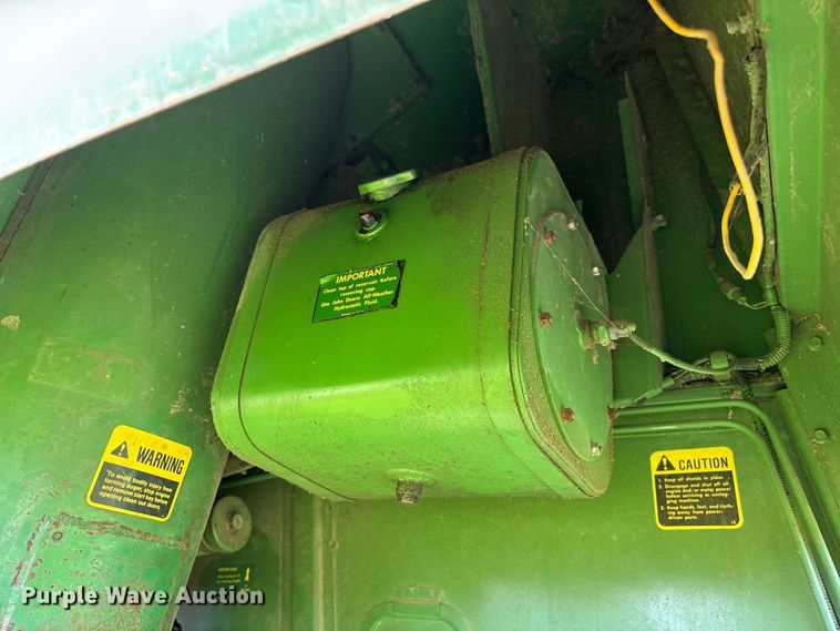 image for item FG0510 1980 John Deere 6620 Turbo combine