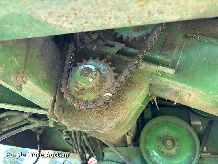 image for item FG0510 1980 John Deere 6620 Turbo combine