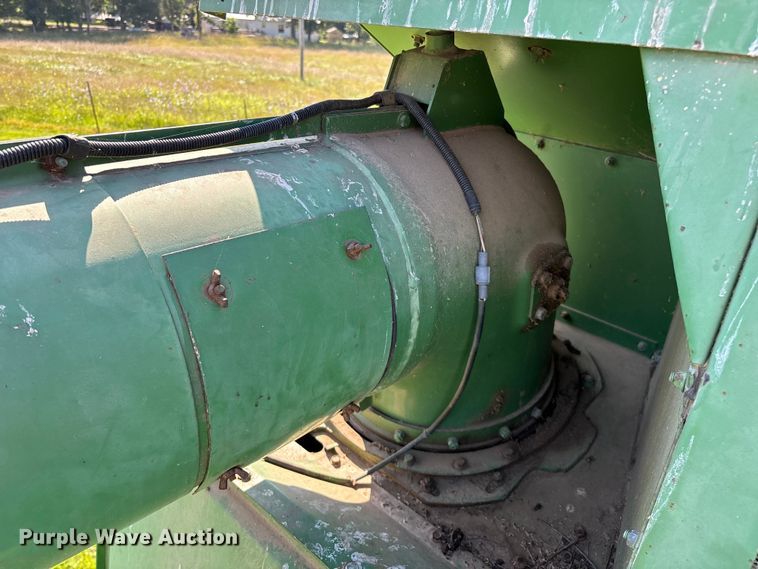 image for item FG0510 1980 John Deere 6620 Turbo combine