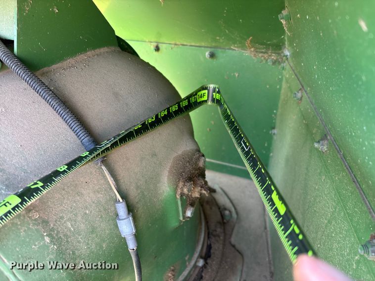image for item FG0510 1980 John Deere 6620 Turbo combine