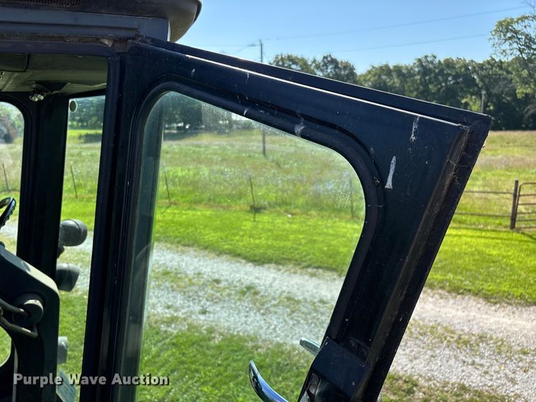 image for item FG0510 1980 John Deere 6620 Turbo combine