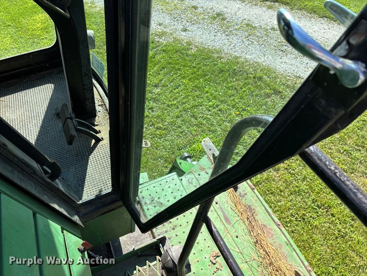 image for item FG0510 1980 John Deere 6620 Turbo combine