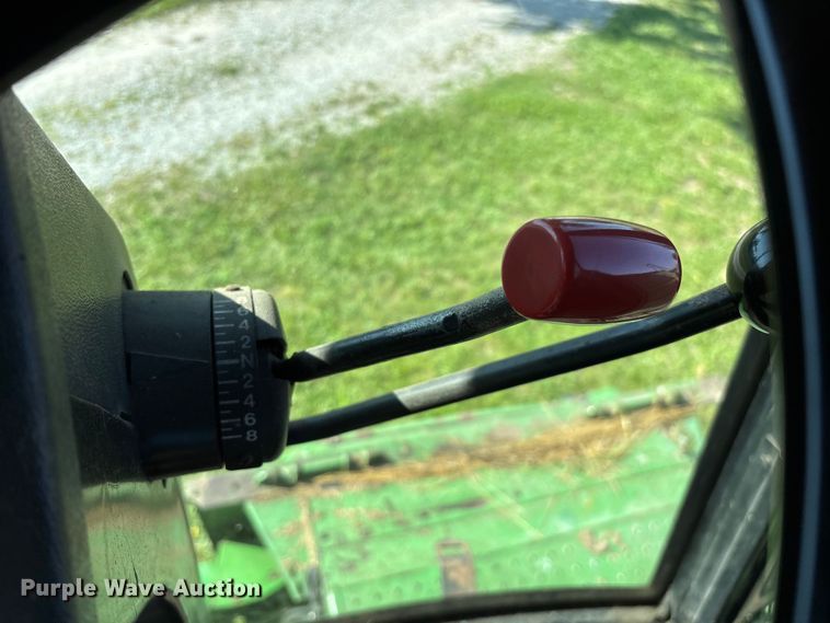 image for item FG0510 1980 John Deere 6620 Turbo combine