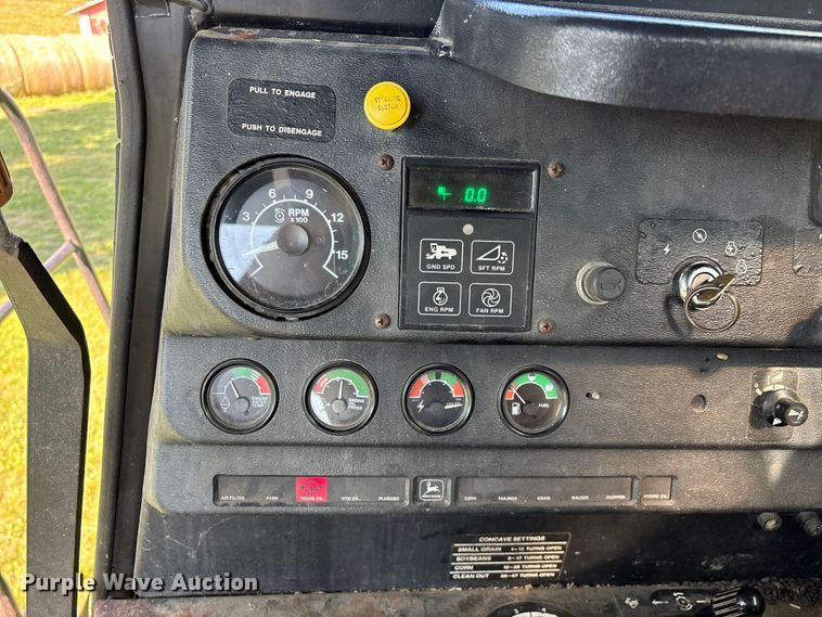 image for item FG0510 1980 John Deere 6620 Turbo combine