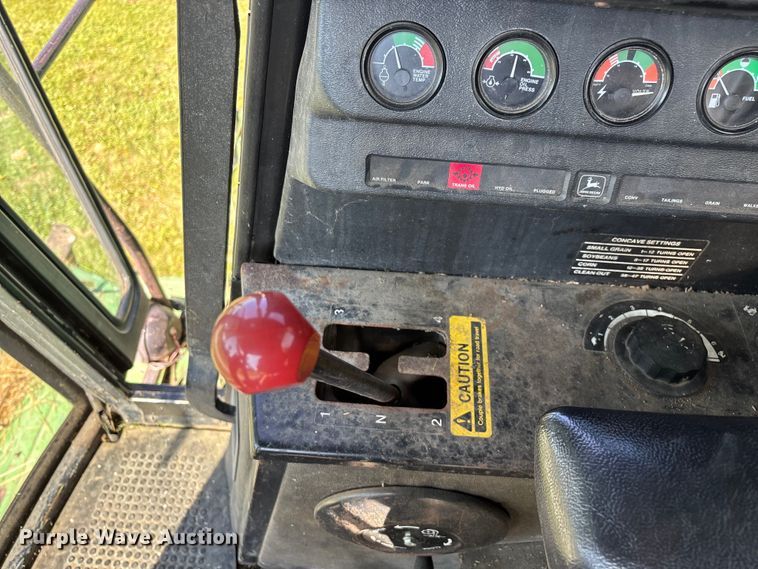 image for item FG0510 1980 John Deere 6620 Turbo combine