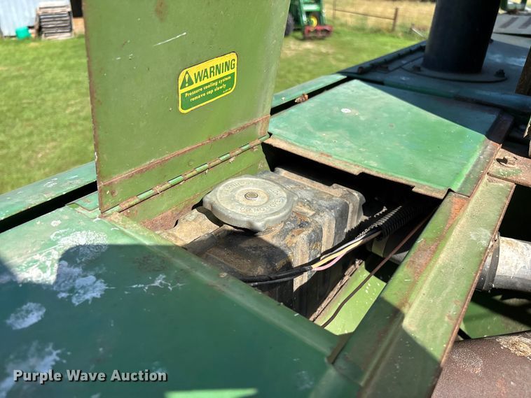 image for item FG0510 1980 John Deere 6620 Turbo combine