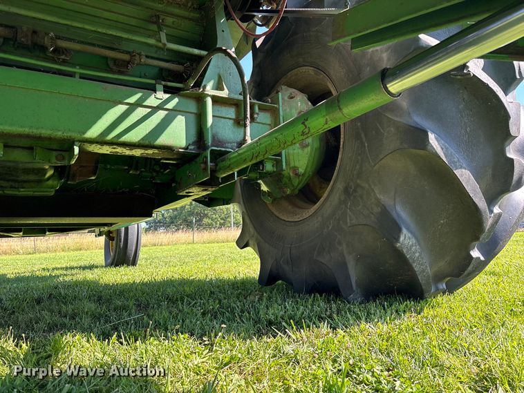 image for item FG0510 1980 John Deere 6620 Turbo combine