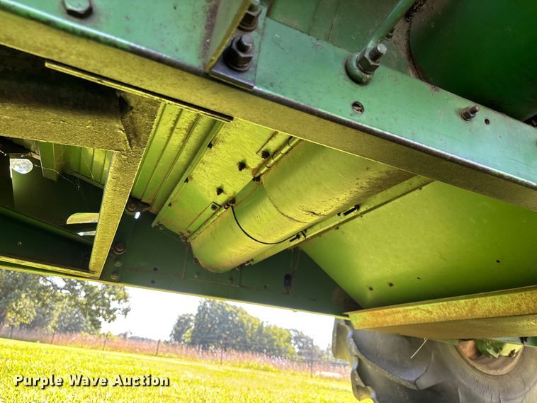 image for item FG0510 1980 John Deere 6620 Turbo combine