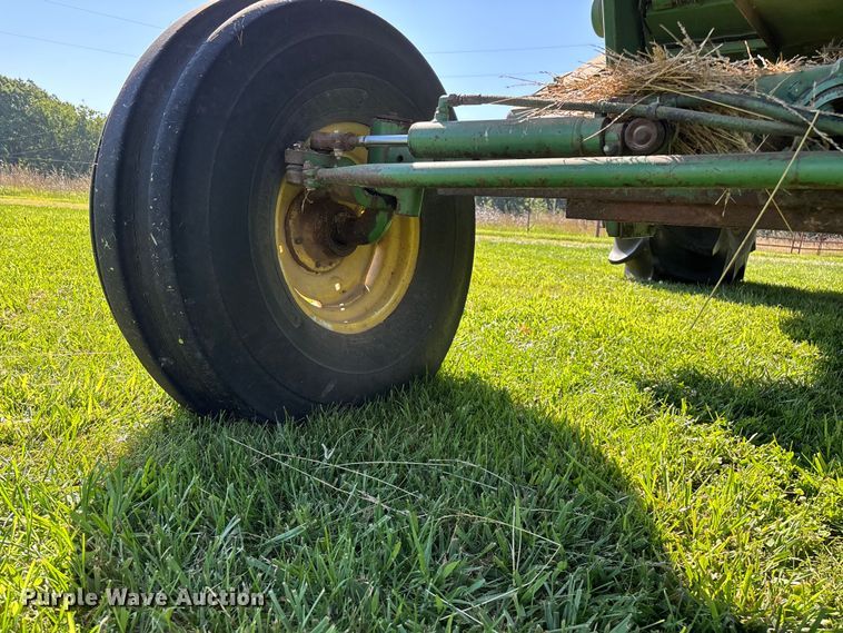 image for item FG0510 1980 John Deere 6620 Turbo combine