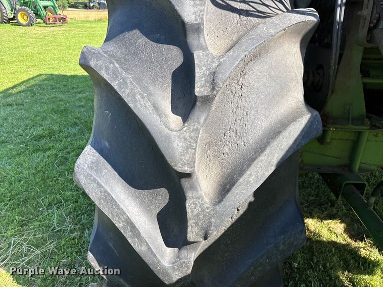 image for item FG0510 1980 John Deere 6620 Turbo combine