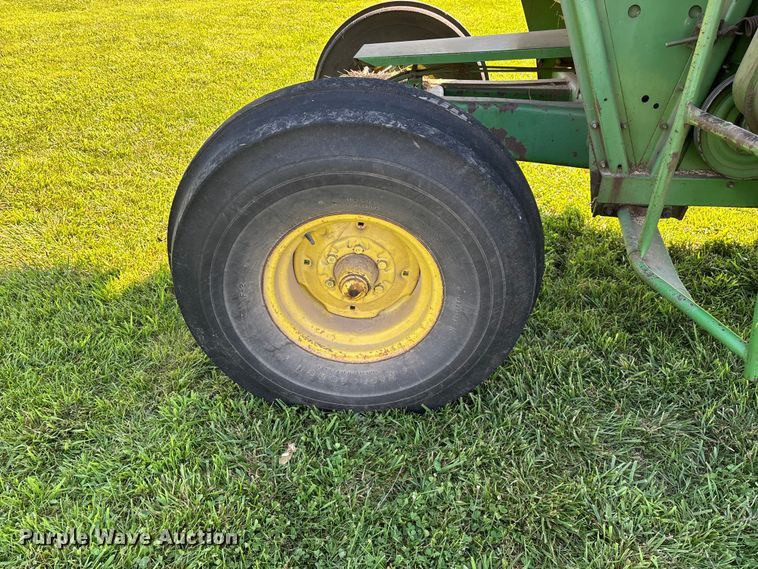 image for item FG0510 1980 John Deere 6620 Turbo combine