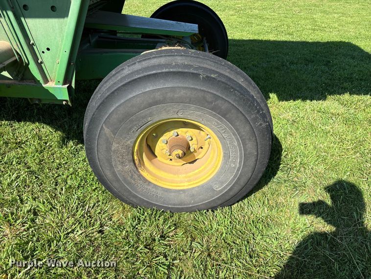 image for item FG0510 1980 John Deere 6620 Turbo combine