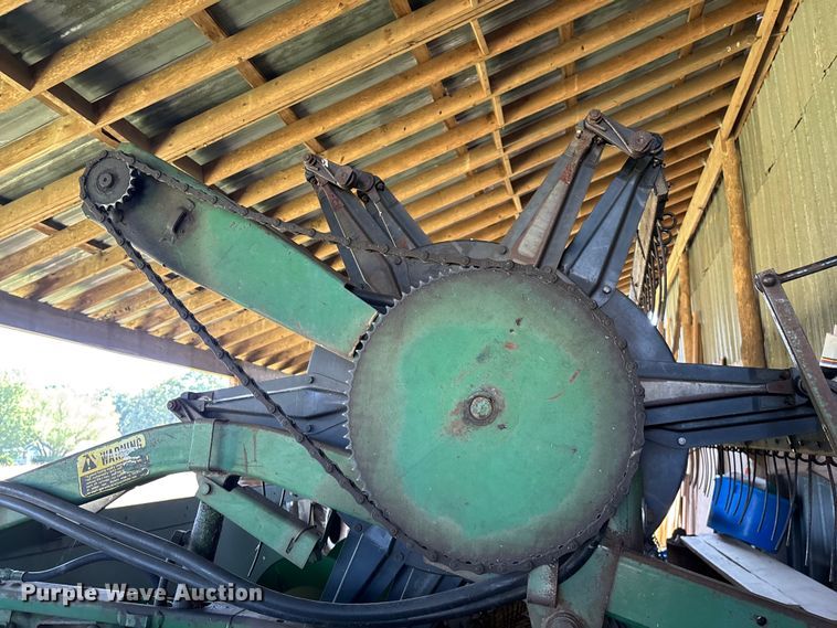 image for item FG0510 1980 John Deere 6620 Turbo combine