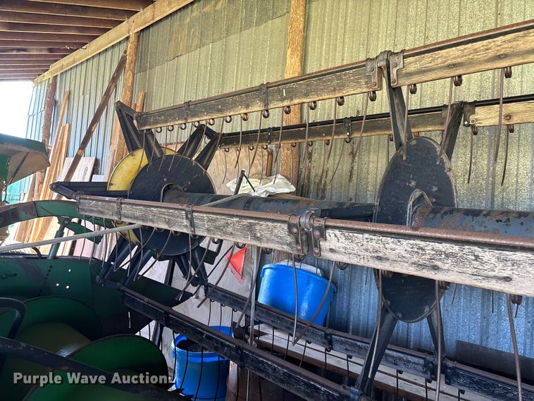 image for item FG0510 1980 John Deere 6620 Turbo combine