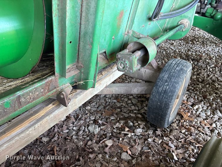 image for item FG0510 1980 John Deere 6620 Turbo combine