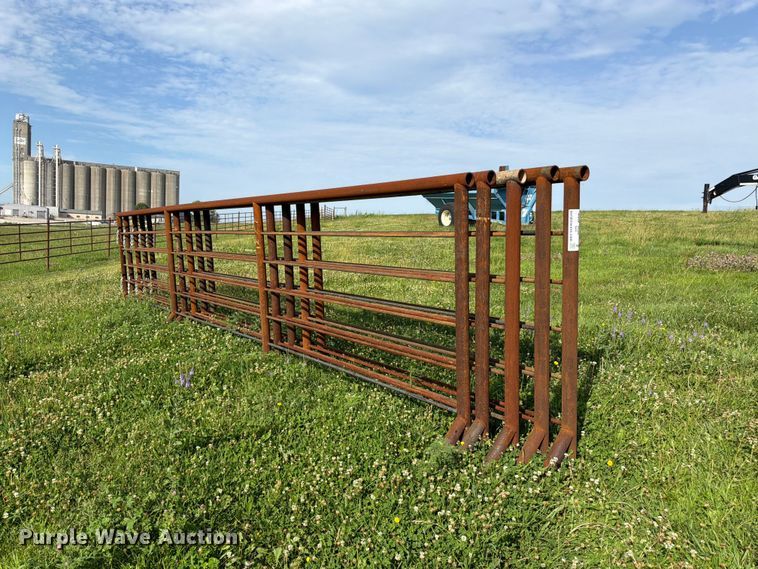 image for item FK3115 (5) livestock panels